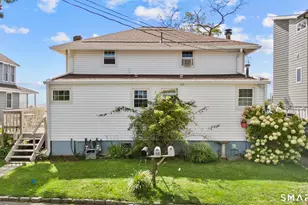 105 Sunset Beach Rd, Branford, CT 06405 - Photo 34