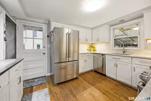 23 Rowe St, East Haven, CT 06512 - Photo 16