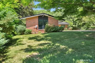 5 Tolland Ave, Vernon, CT 06066 - Photo 2