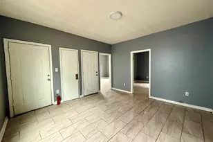 72 Burton St, Waterbury, CT 06704 - Photo 2
