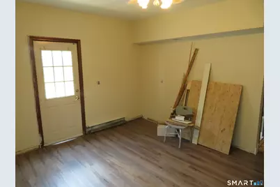 49 Winter Street, Manchester, CT 06040 - Photo 8