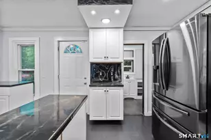 48 Dudley St, Hamden, CT 06517 - Photo 20