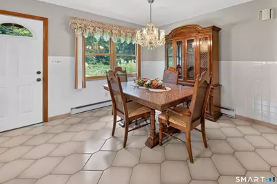 124 Judith Lane, Waterbury, CT 06704 - Photo 6