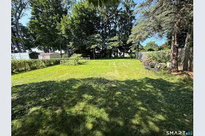 166 Roseleah Avenue, Newington, CT 06111 - Photo 18