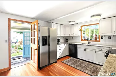 13 Snowden Street, Waterford, CT 06385 - Photo 10