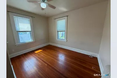 223 Wayne Street #2nd Fl., Bridgeport, CT 06606 - Photo 4