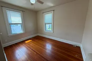 223 Wayne St, Bridgeport, CT 06606 - Photo 4