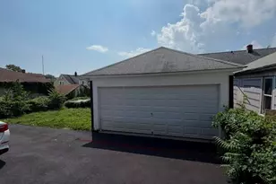223 Wayne St, Bridgeport, CT 06606 - Photo 16
