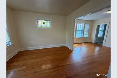 223 Wayne Street #2nd Fl., Bridgeport, CT 06606 - Photo 14