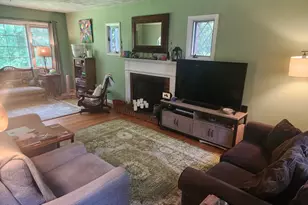 7 Pine St, Norwich, CT 06360 - Photo 2