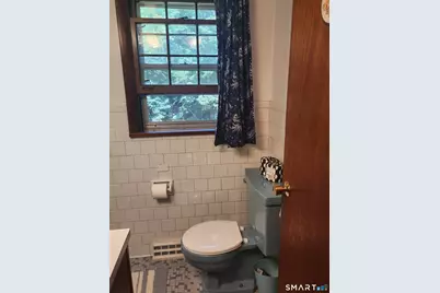 7 Pine Street, Norwich, CT 06360 - Photo 20