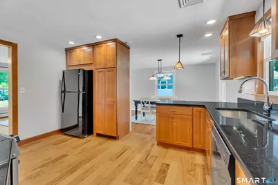 20 Haynes Road, West Hartford, CT 06117 - Photo 12
