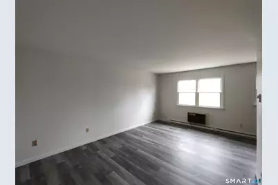 74 West Fourth Street #9A, Derby, CT 06418 - Photo 2