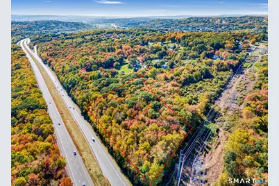 Old Colonial Road, Watertown, CT 06795 - Photo 2