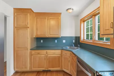 12 Juniper Road, Bloomfield, CT 06002 - Photo 10