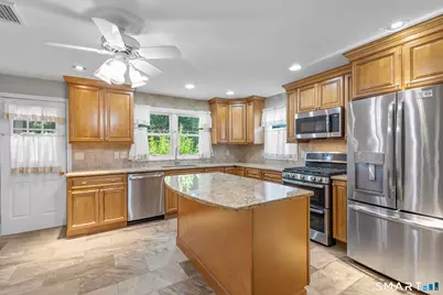 85 Euclid Avenue, Stratford, CT 06614 - Photo 12