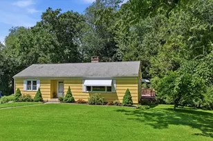 30 Maple Row, Bethel, CT 06801 - Photo 2