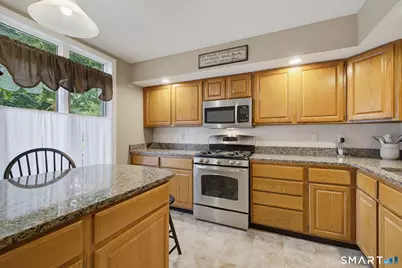 100 Dobson Road #16, Vernon, CT 06066 - Photo 4