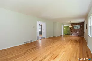 605 S Greenbrier Dr, Orange, CT 06477 - Photo 10