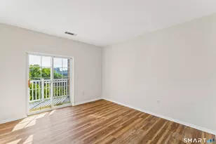 35 W Broad St, Stamford, CT 06902 - Photo 12