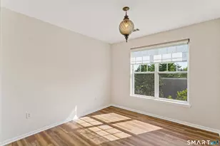 35 W Broad St, Stamford, CT 06902 - Photo 16