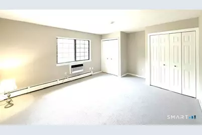 112 Foxwood Close, Milford, CT 06460 - Photo 10