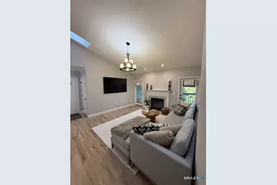 33 Langdon Court #B203, Berlin, CT 06037 - Photo 2