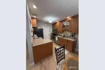 33 Langdon Court #B203, Berlin, CT 06037 - Photo 4