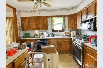 169 Lincolndale Drive, Waterbury, CT 06704 - Photo 6