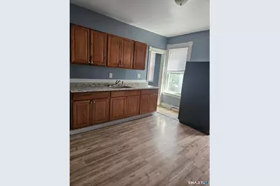 164 Edgewood Street, Hartford, CT 06112 - Photo 6