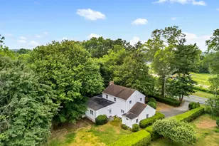 129 Chesterfield Rd, East Lyme, CT 06333 - Photo 8