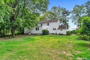 129 Chesterfield Rd, East Lyme, CT 06333 - Photo 6