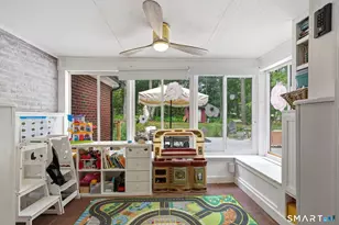 529 Pomfret St, Putnam, CT 06260 - Photo 24
