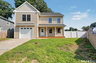 111 Vanguard St, Bridgeport, CT 06606 - Photo 1