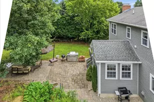 23 Pepperbush Dr, Hebron, CT 06231 - Photo 4