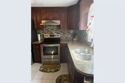 27 Columbus Street, East Hartford, CT 06108 - Photo 2