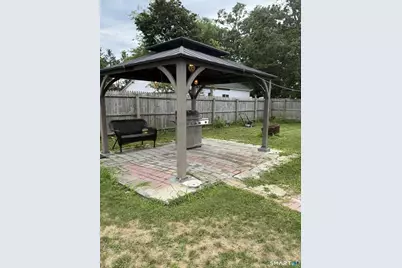 27 Columbus Street, East Hartford, CT 06108 - Photo 26