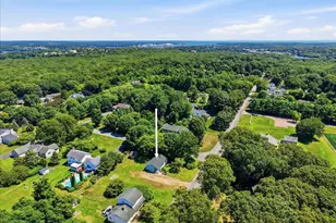 133 Bloomingdale Rd, Waterford, CT 06375 - Photo 6
