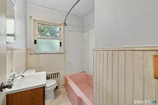 30 Charles St, Stamford, CT 06902 - Photo 20