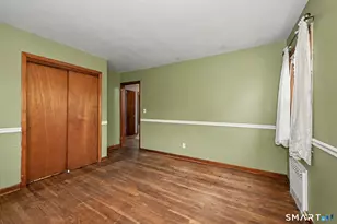 30 Charles St, Stamford, CT 06902 - Photo 10