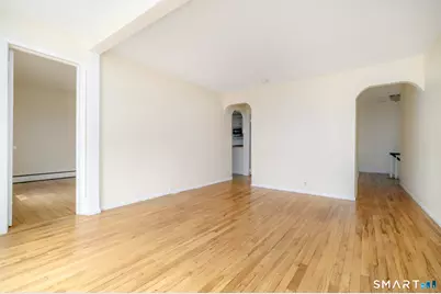 18 Elm Tree Place #2nd floor, Stamford, CT 06906 - Photo 4