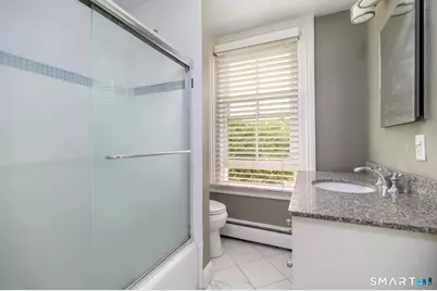 18 Elm Tree Place #2nd floor, Stamford, CT 06906 - Photo 12