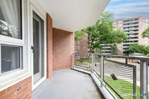 91 Strawberry Hill Ave, Stamford, CT 06902 - Photo 18
