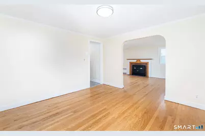 245 Freeman Street, Hartford, CT 06106 - Photo 8