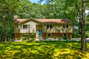 145 Peddlers Rd, Guilford, CT 06437 - Photo 2