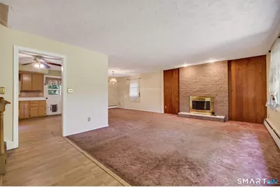 1526 Hartford Turnpike, North Haven, CT 06473 - Photo 4