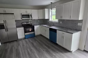 189 Fieldwood Rd, Waterbury, CT 06704 - Photo 4