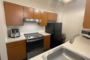 196 Crown St, New Haven, CT 06510 - Photo 6