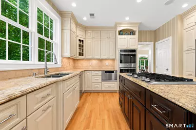 4 Whitewood Road, Newtown, CT 06470 - Photo 12