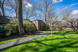 14 Canterbury Ln, Avon, CT 06001 - Photo 2